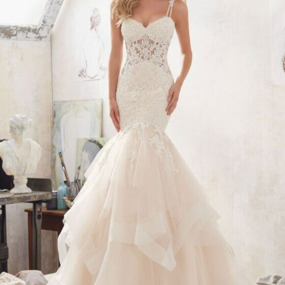 Mori Lee by Madeline Gardner #8118 Wedding Gown (Unaltered) - Picture 1 of 13